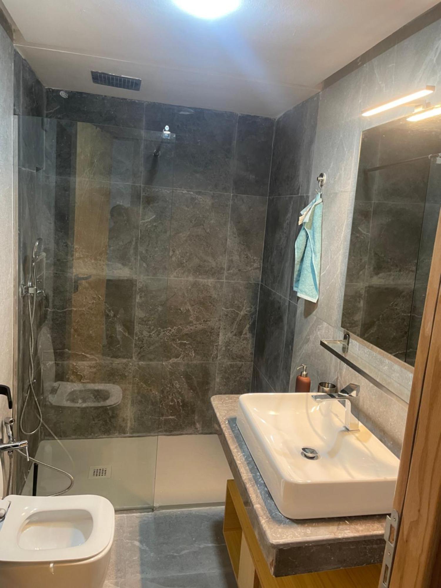 Glourios Apartment Касабланка Экстерьер фото